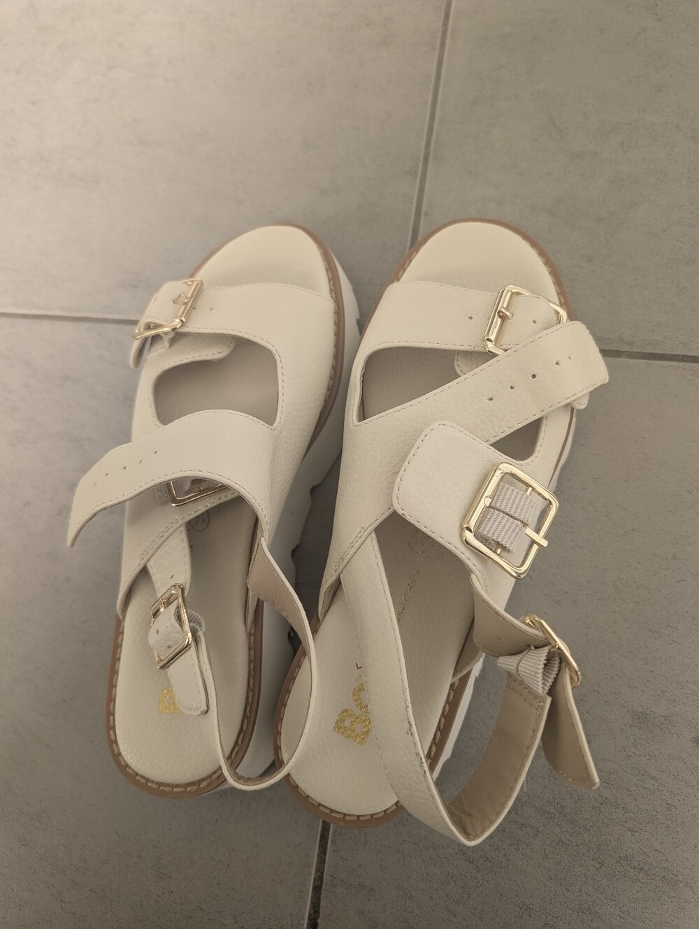 BC Shoes Women’s Cream Buckle Platform Sandals